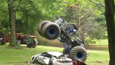Stinger Monster Truck Test