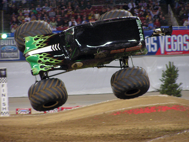 Grave Digger freestyle St. Louis 2005